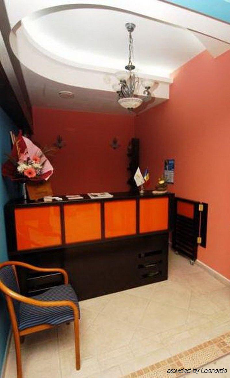 Mesogios Hotel คีชีเนา ภายนอก รูปภาพ