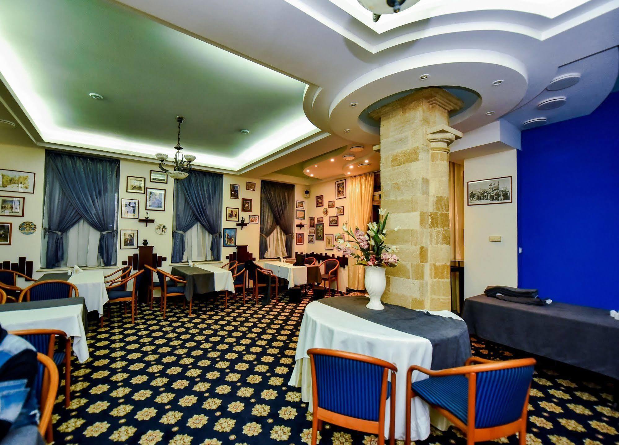 Mesogios Hotel คีชีเนา ภายนอก รูปภาพ