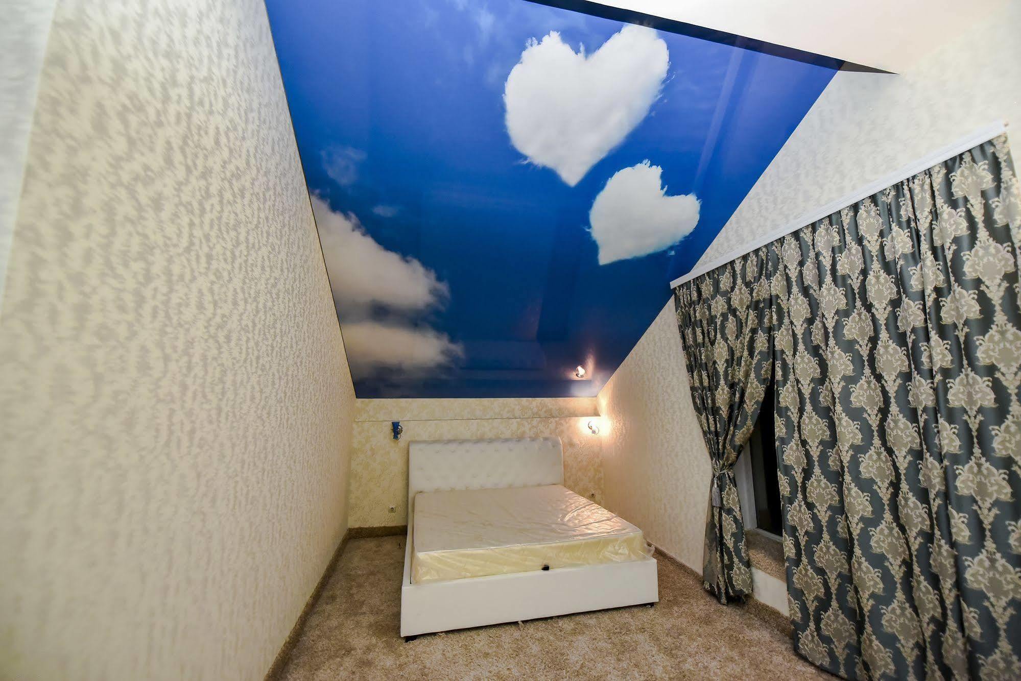 Mesogios Hotel คีชีเนา ภายนอก รูปภาพ